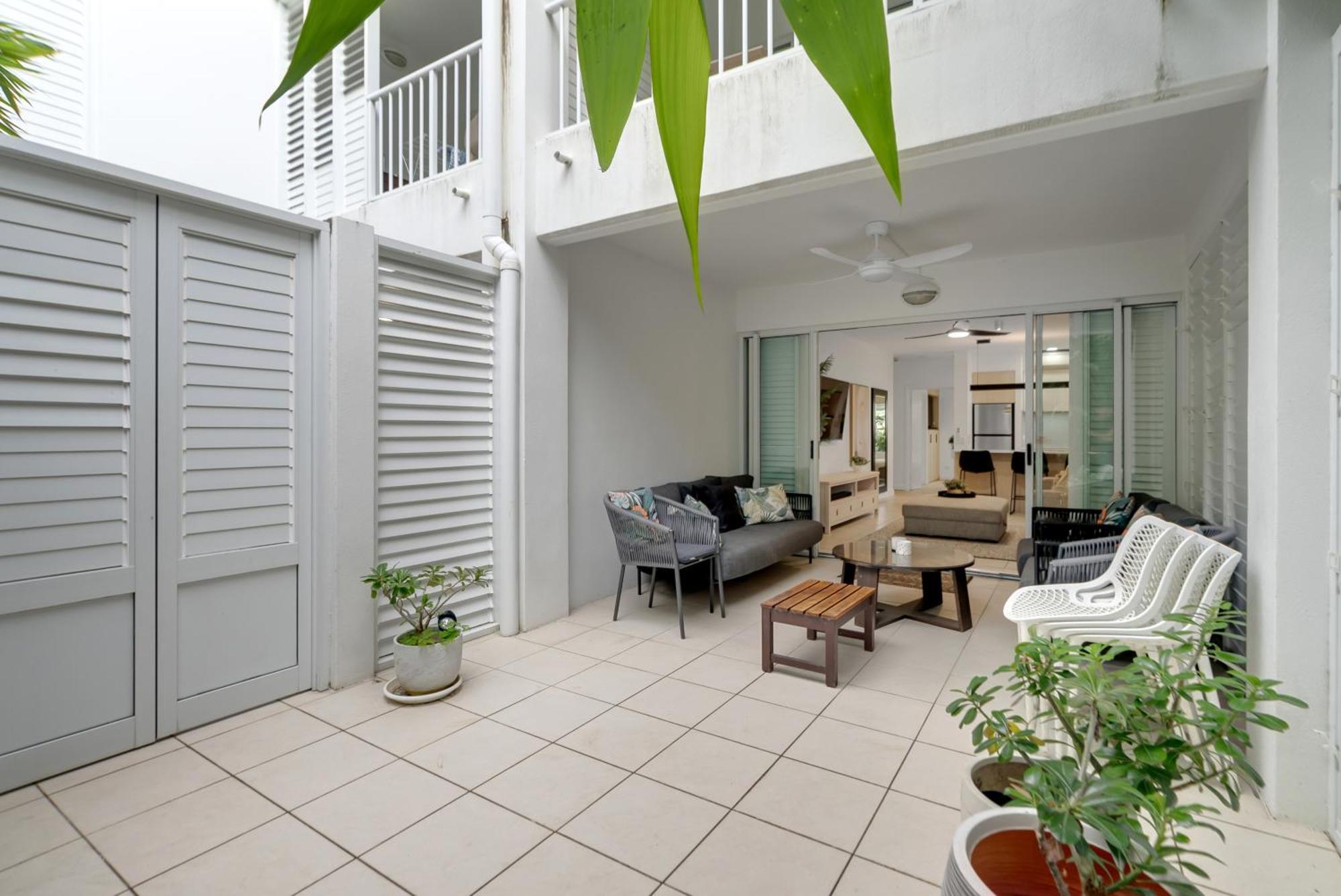 Elysium Private Apartments At Beach Club & Spa Παλμ Κόουβ Εξωτερικό φωτογραφία