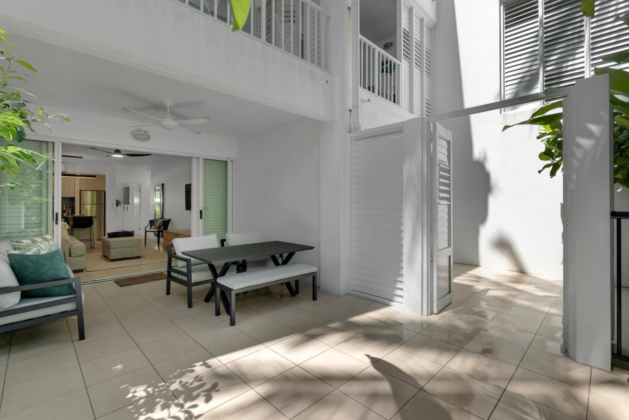 Elysium Private Apartments At Beach Club & Spa Παλμ Κόουβ Εξωτερικό φωτογραφία