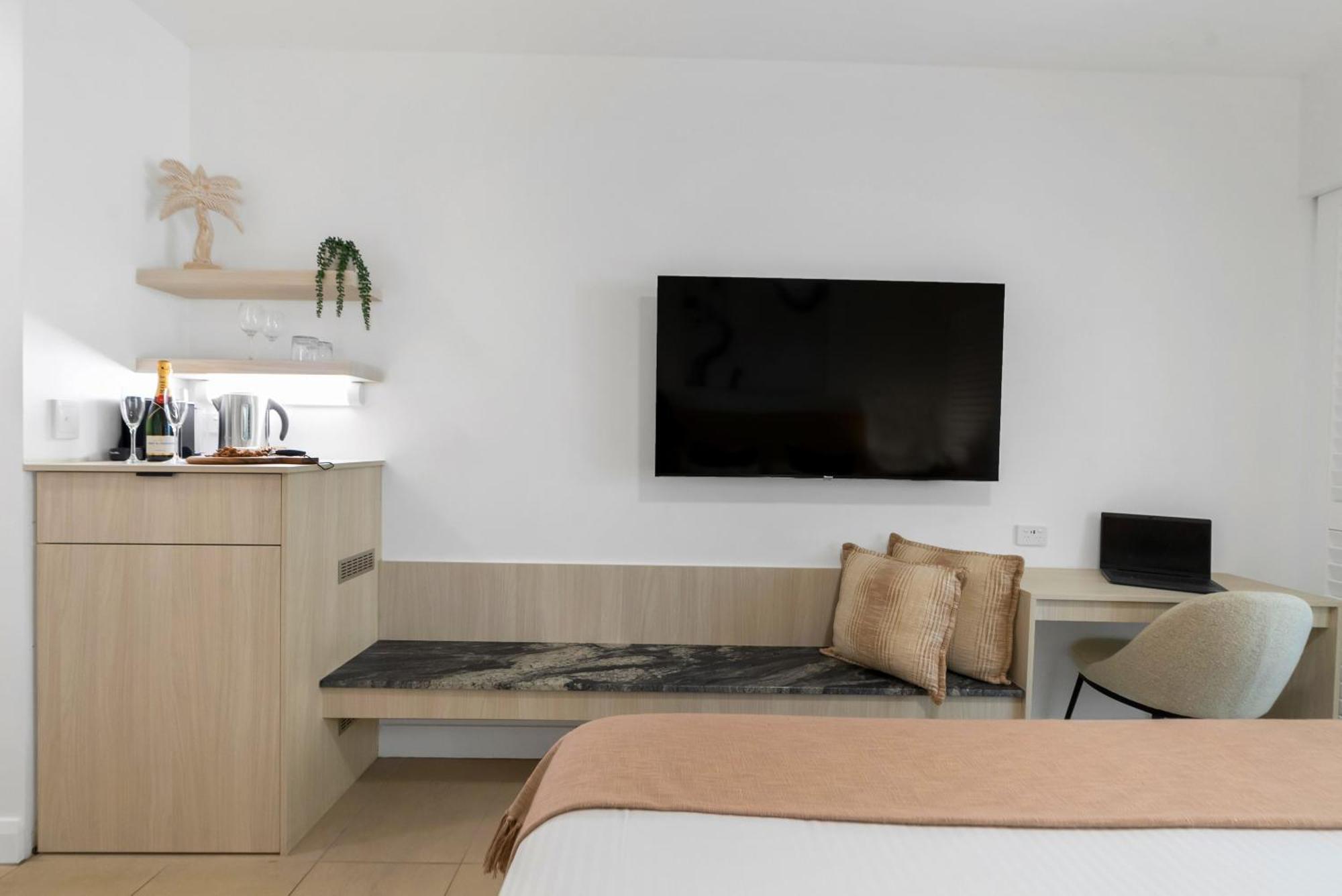 Elysium Private Apartments At Beach Club & Spa Παλμ Κόουβ Εξωτερικό φωτογραφία